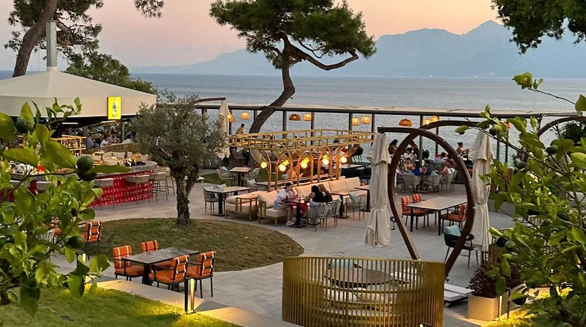 Antalya-restaurants.webp